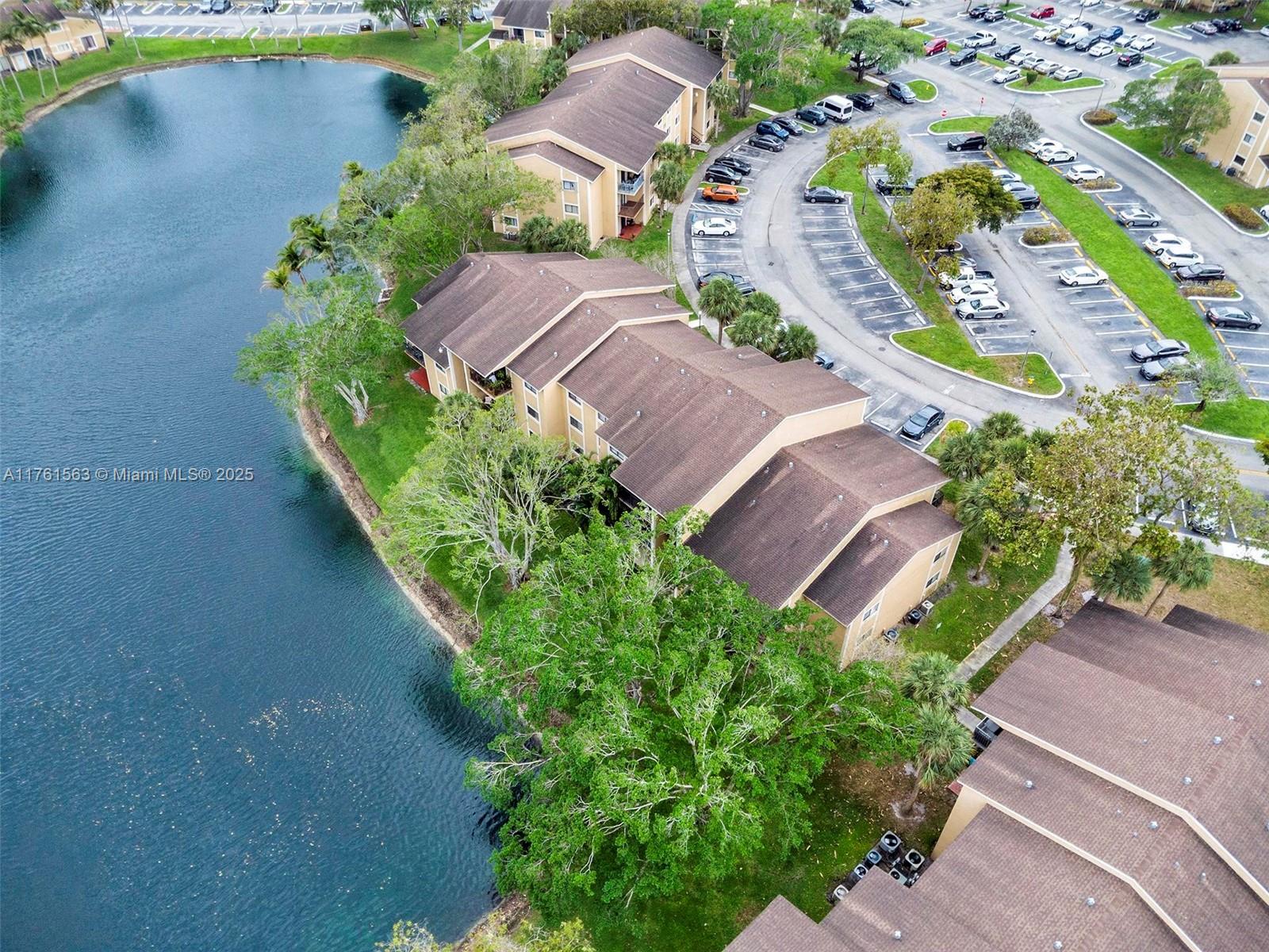 PALMS OF PEMBROKE CONDO - Residential