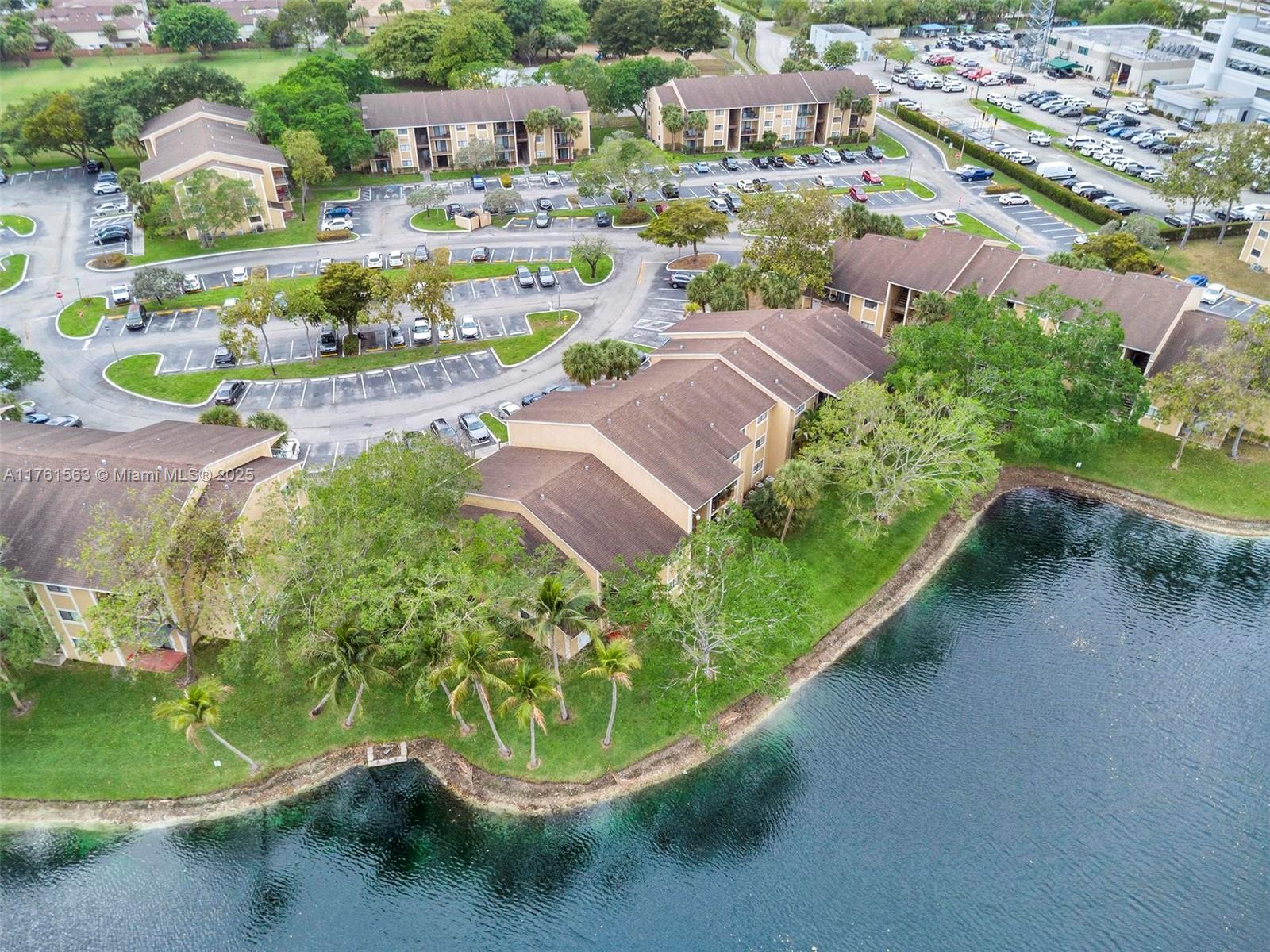 PALMS OF PEMBROKE CONDO - Residential