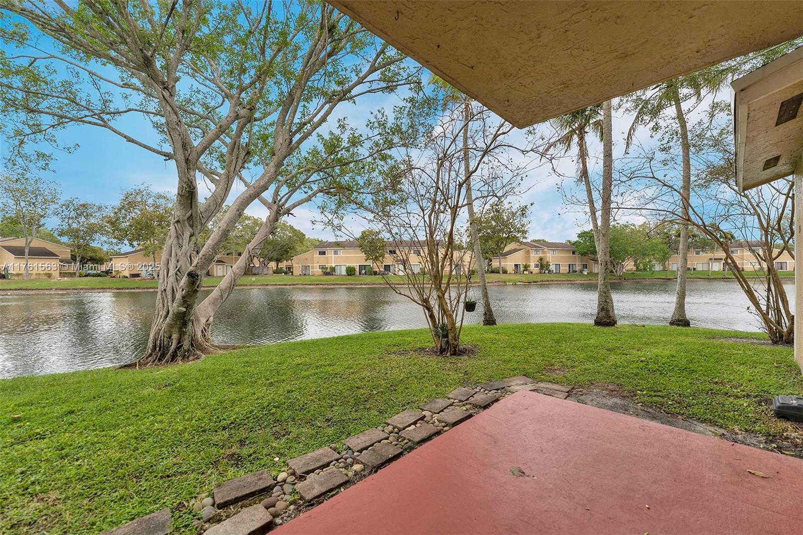 PALMS OF PEMBROKE CONDO - Residential