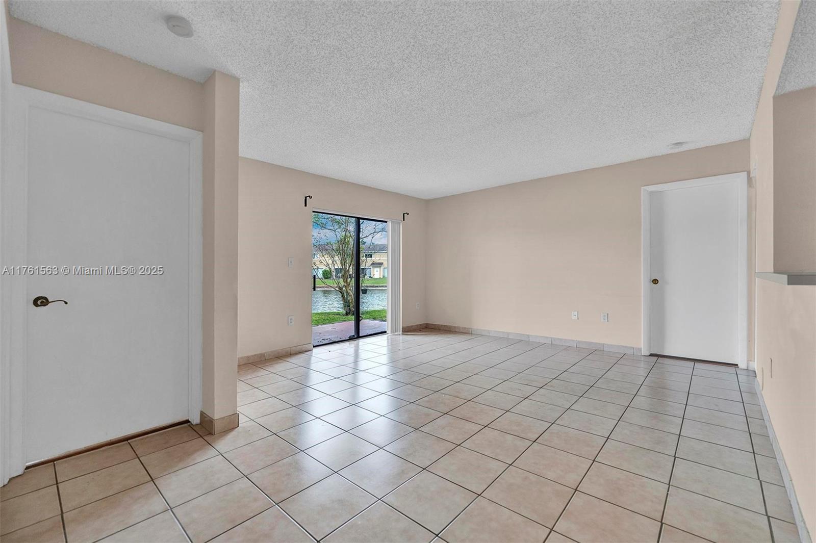 PALMS OF PEMBROKE CONDO - Residential