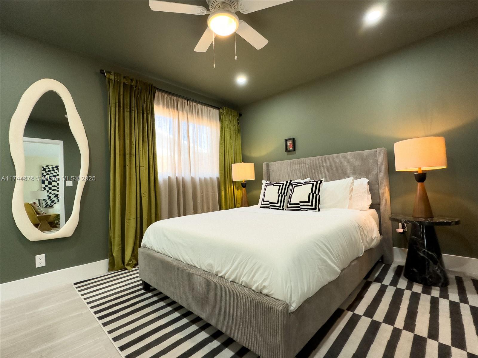 SNUG HARBOR SEC TWO - Residential Lease