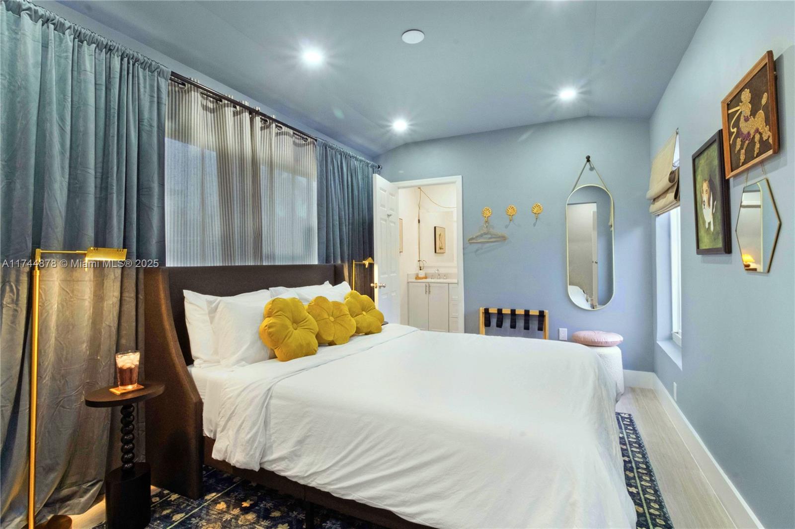 SNUG HARBOR SEC TWO - Residential Lease