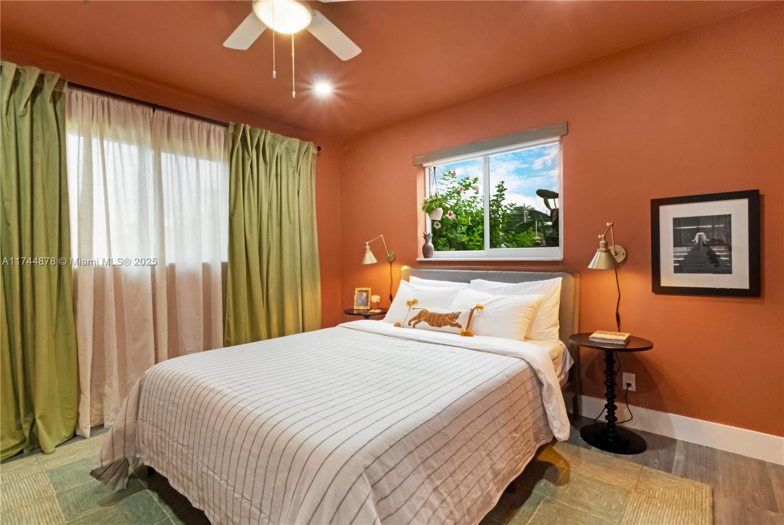 SNUG HARBOR SEC TWO - Residential Lease