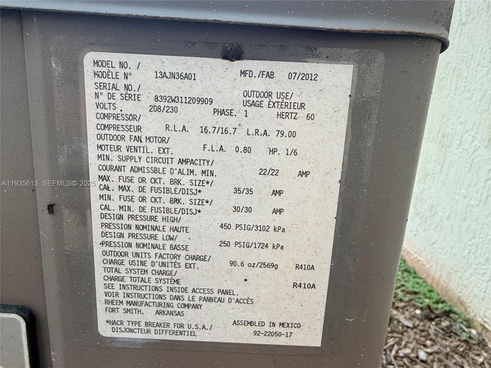 WYNDHAM LAKES EAST - Residential