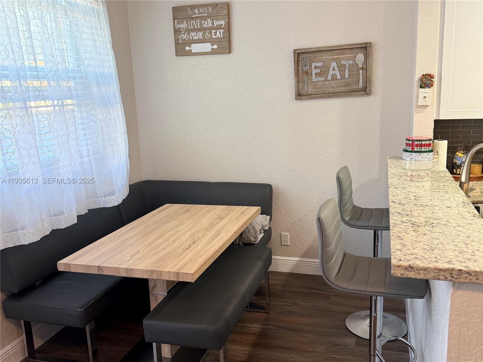 WYNDHAM LAKES EAST - Residential