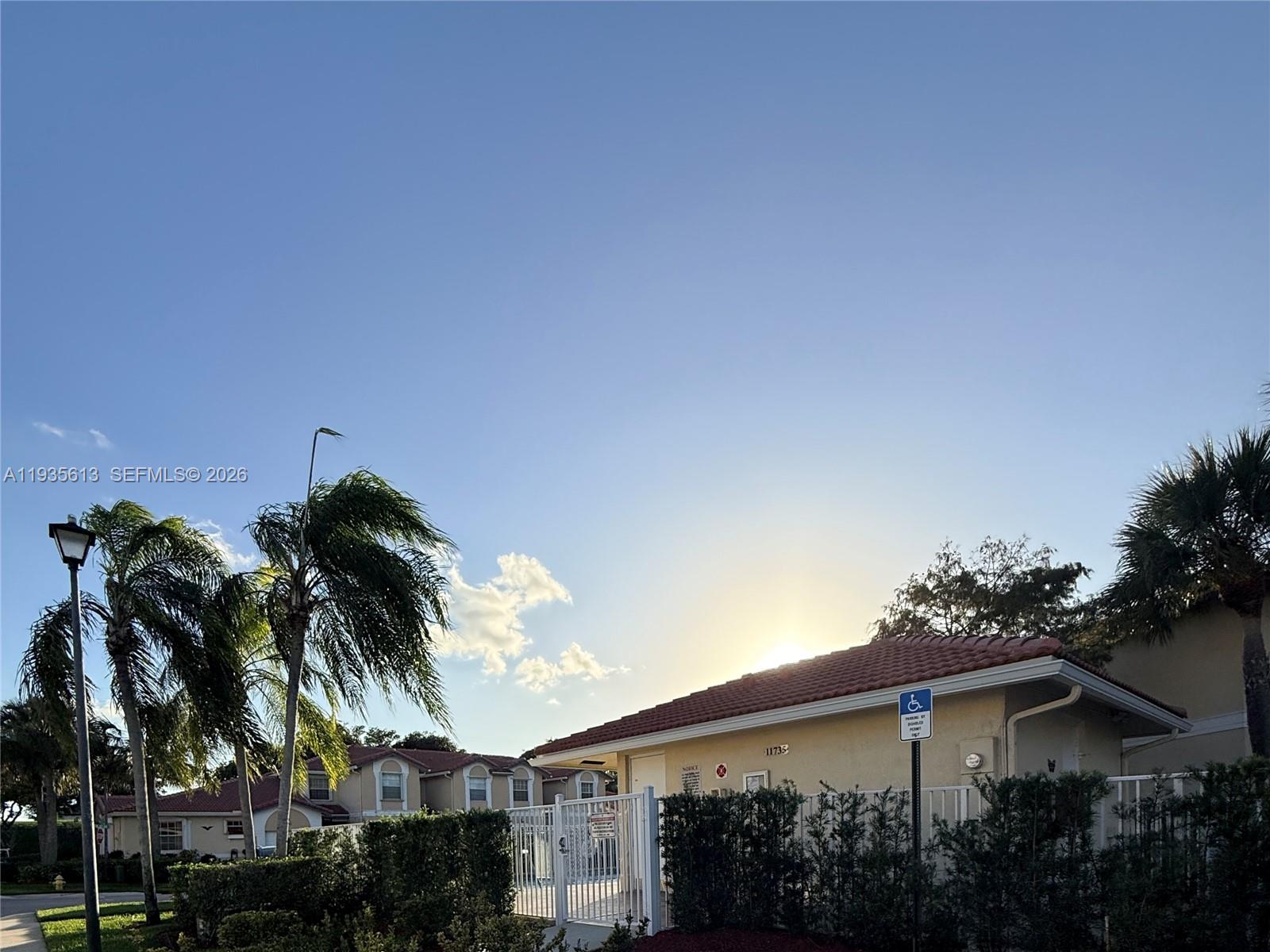 WYNDHAM LAKES EAST - Residential