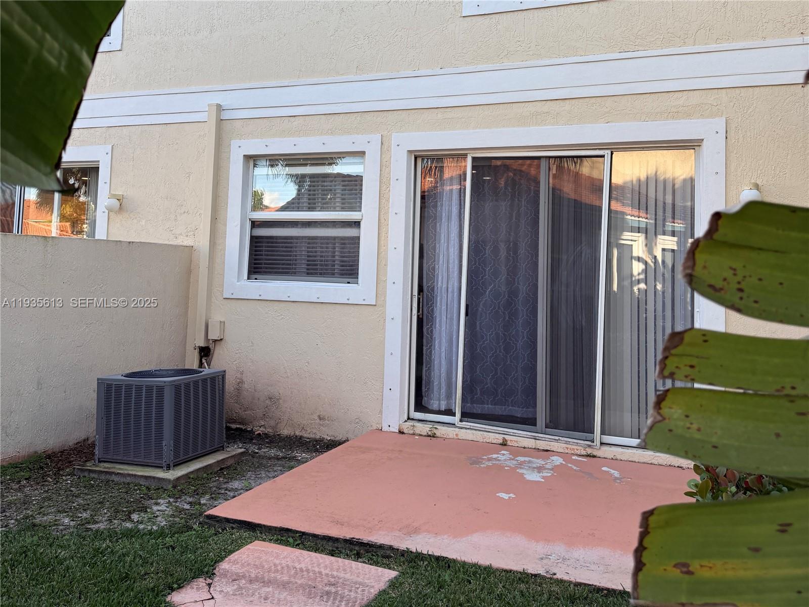 WYNDHAM LAKES EAST - Residential