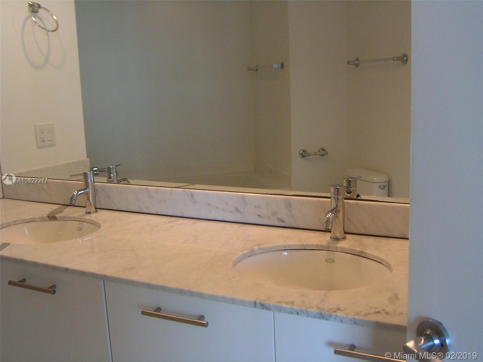 500 BRICKELL EAST CONDO - Residential Lease