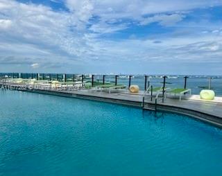 PARAISO BAYVIEWS CONDO - Residential