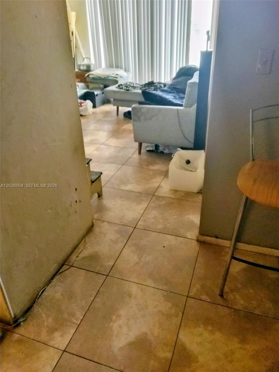 ISLA DEL MAR CONDO - Residential