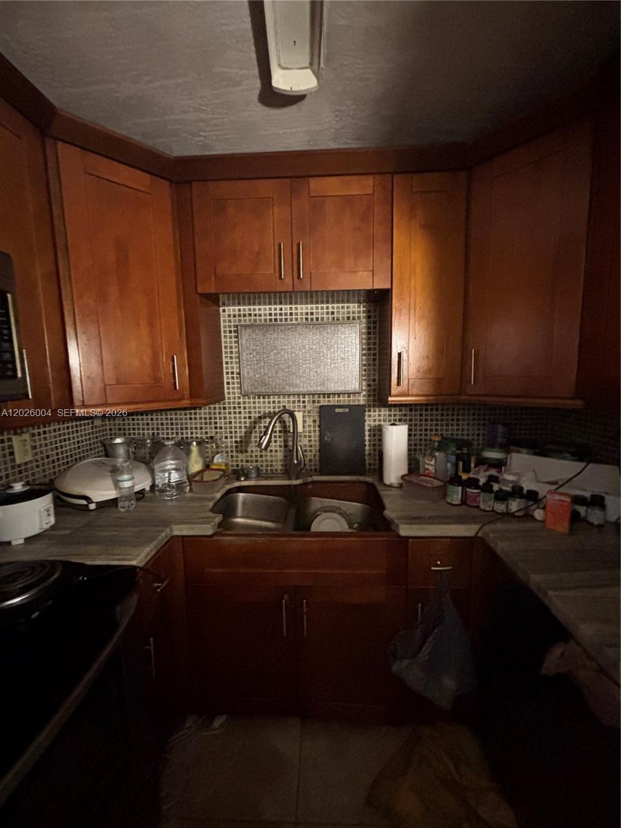 ISLA DEL MAR CONDO - Residential