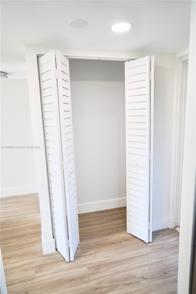 SUNRISE LAKES 90 CONDO - Residential