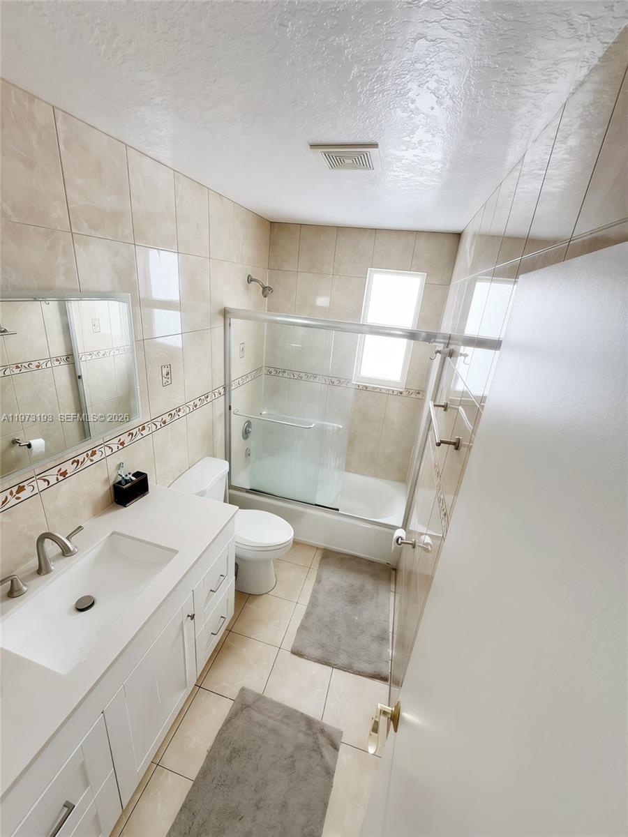 LANDINGS - Residential