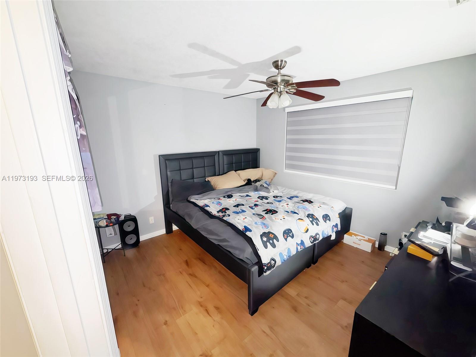 LANDINGS - Residential