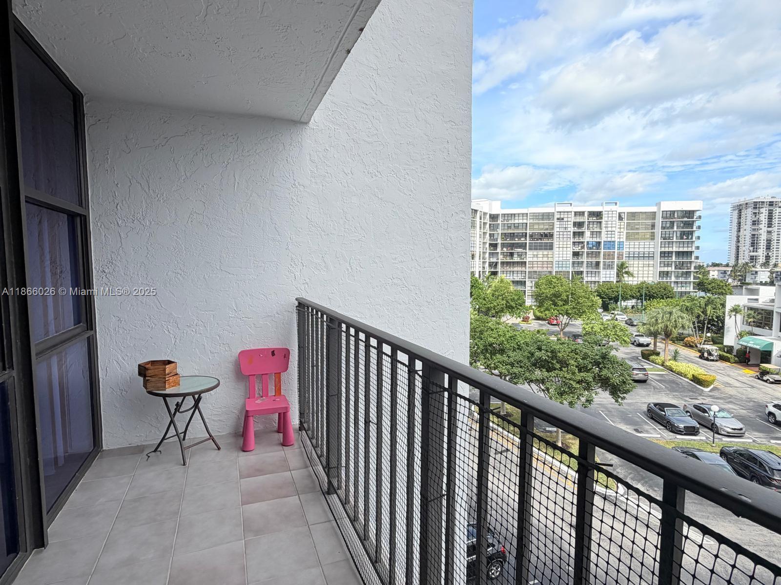 OCEANVIEW PARK CONDO - Residential Lease