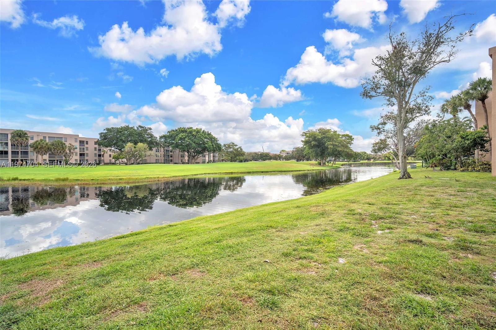 LIVE OAK CONDO TWELVE - Residential Lease