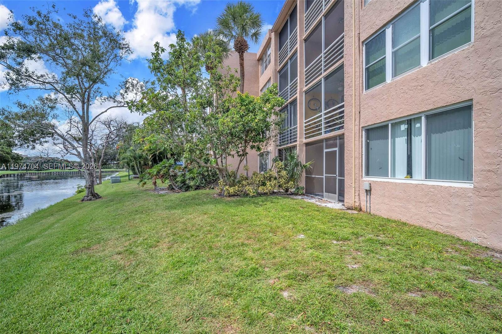 LIVE OAK CONDO TWELVE - Residential Lease