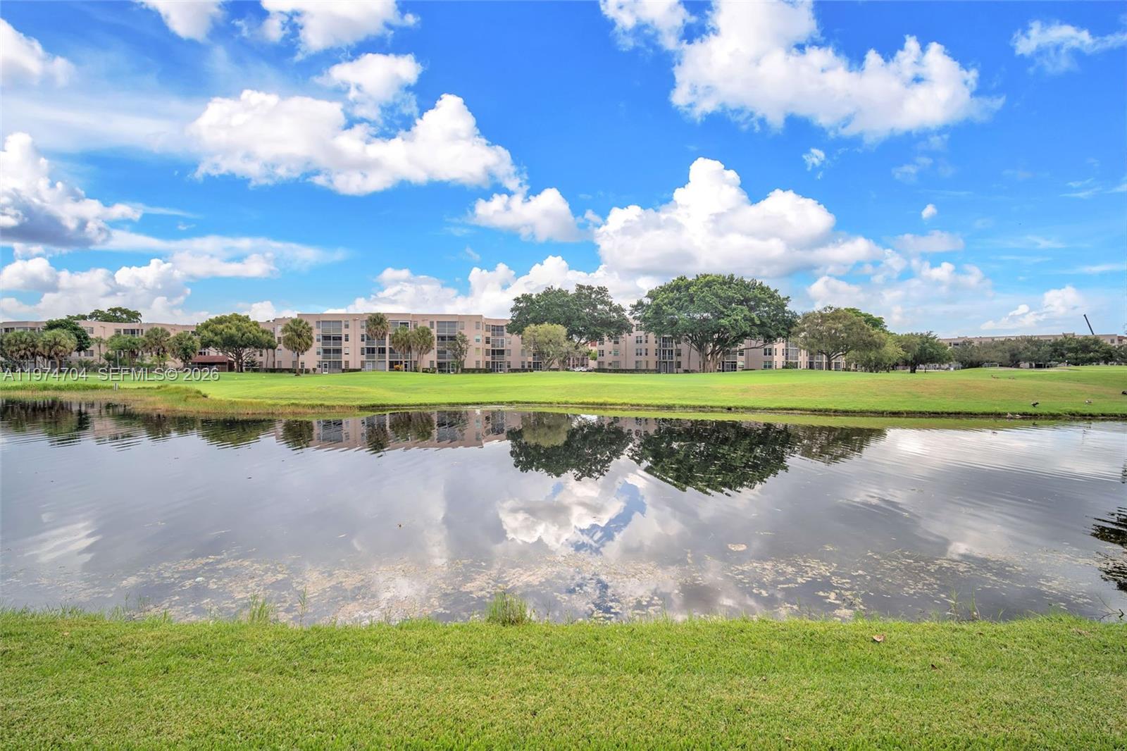 LIVE OAK CONDO TWELVE - Residential Lease