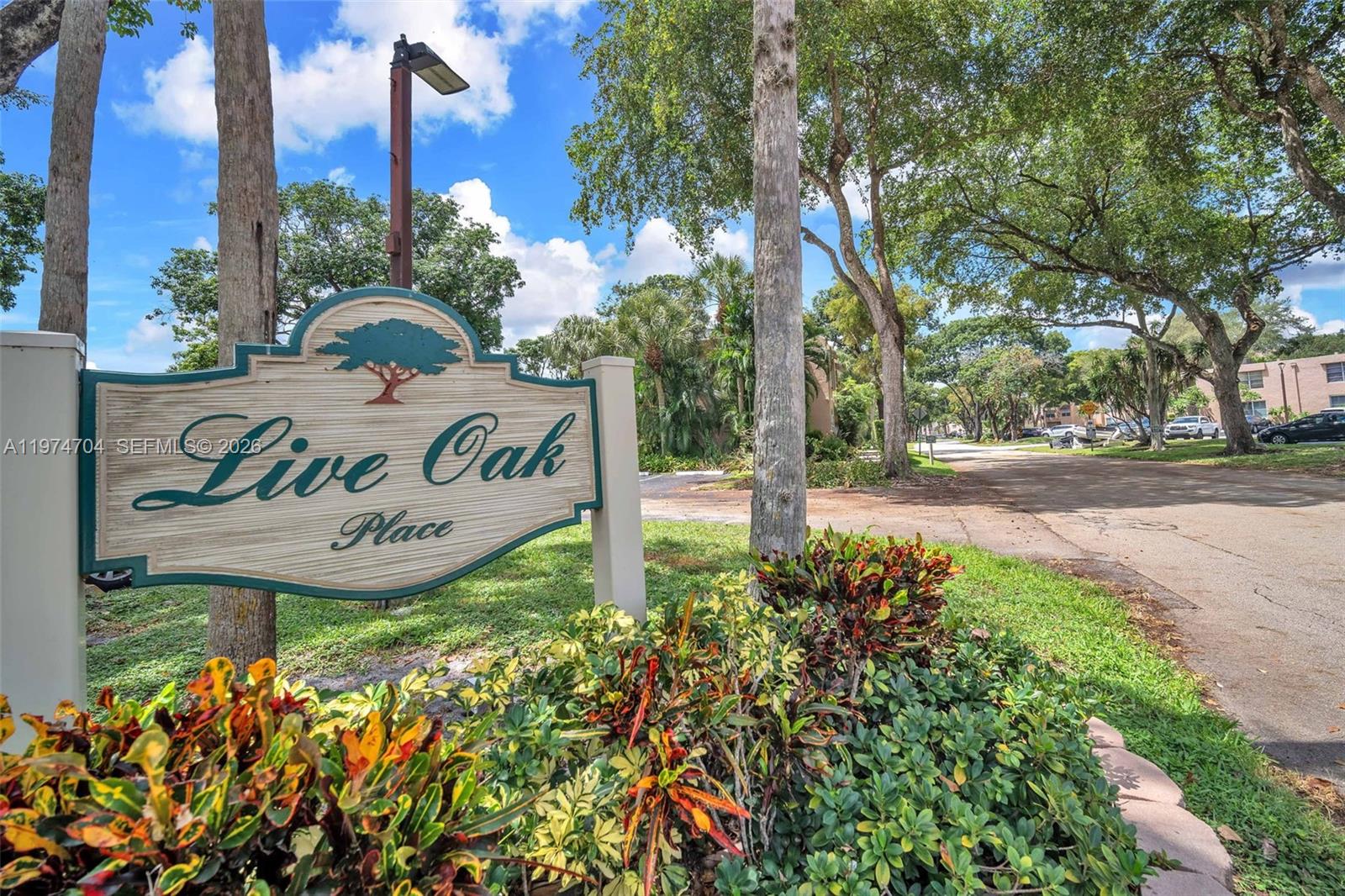 LIVE OAK CONDO TWELVE - Residential Lease