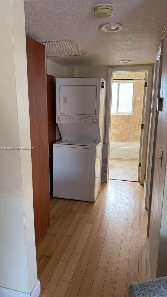 10101 W Bay Harbor Dr 9