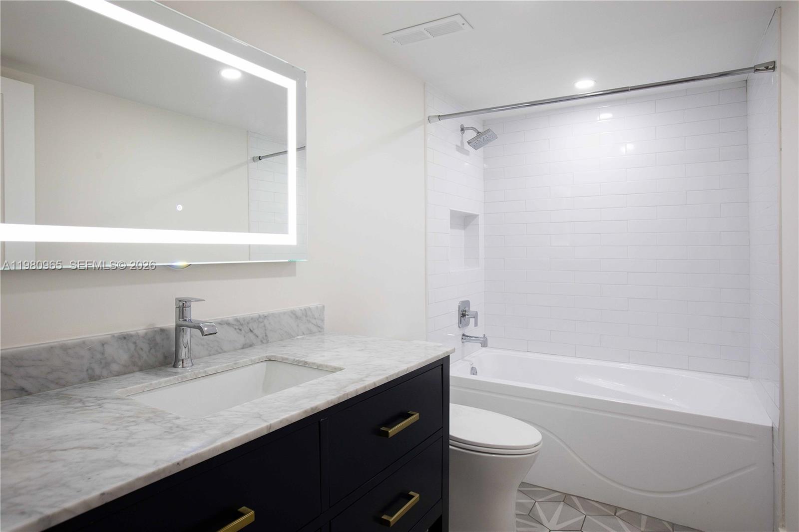 GROVE ISLE CONDO - Residential Lease