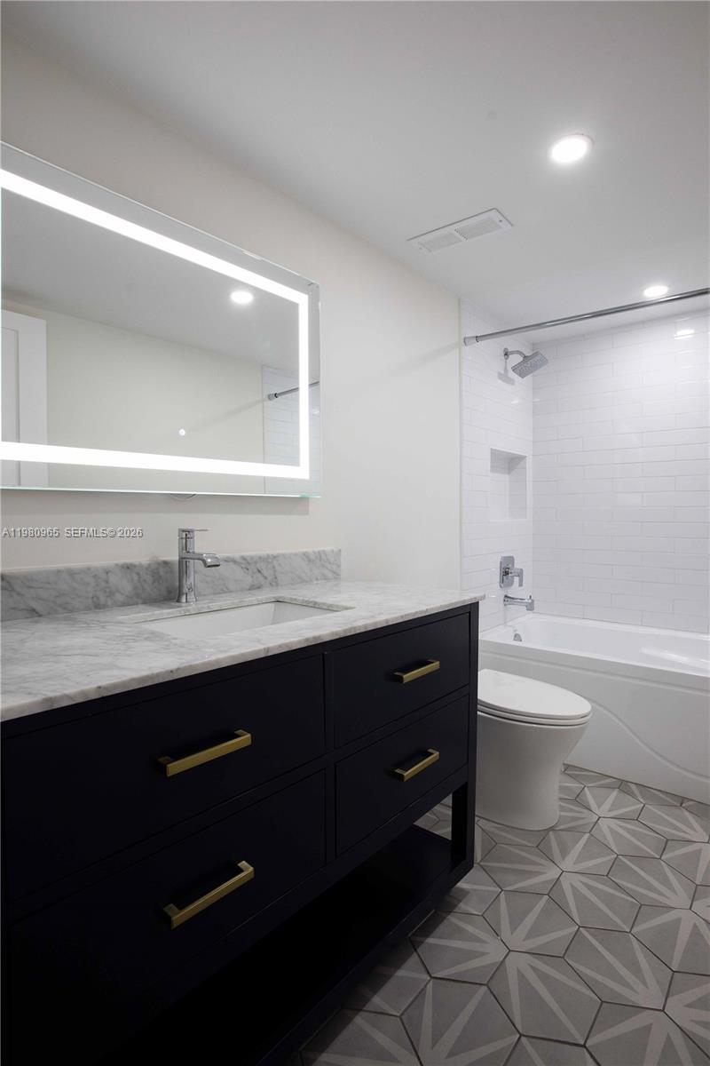 GROVE ISLE CONDO - Residential Lease