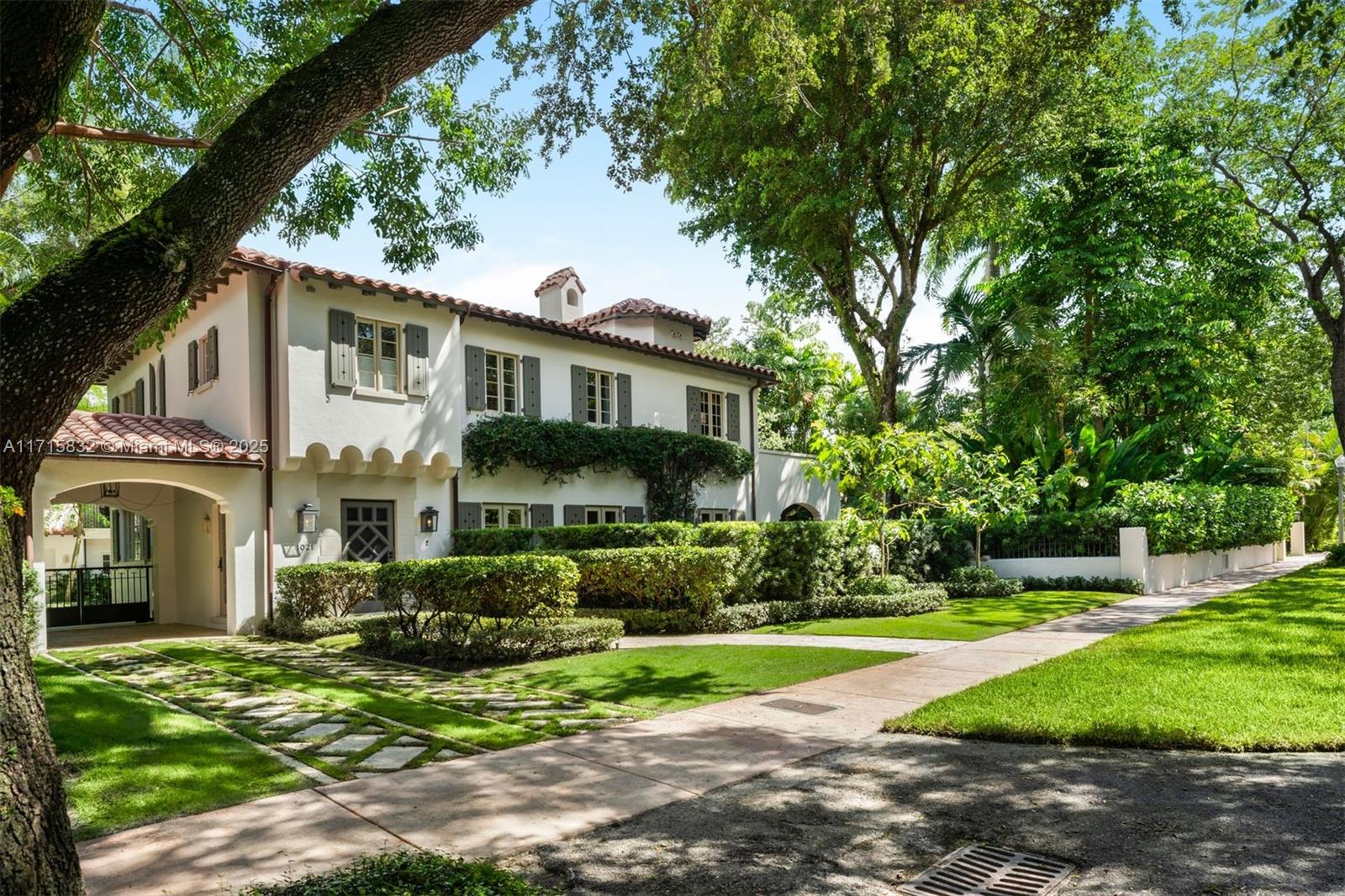 CORAL GABLES SEC C - Residential