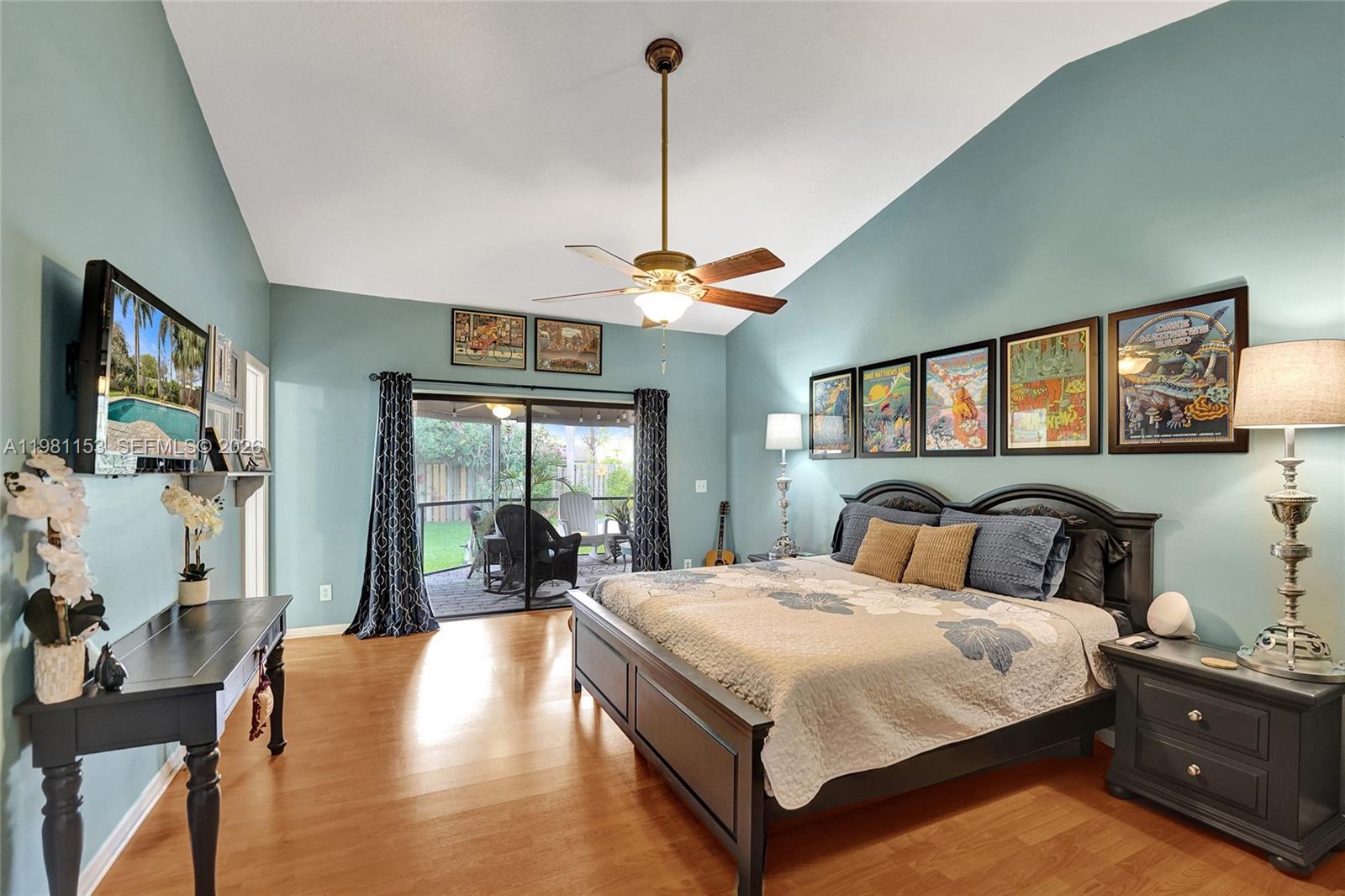 PINE LAKE RIDGE REPLAT - Residential