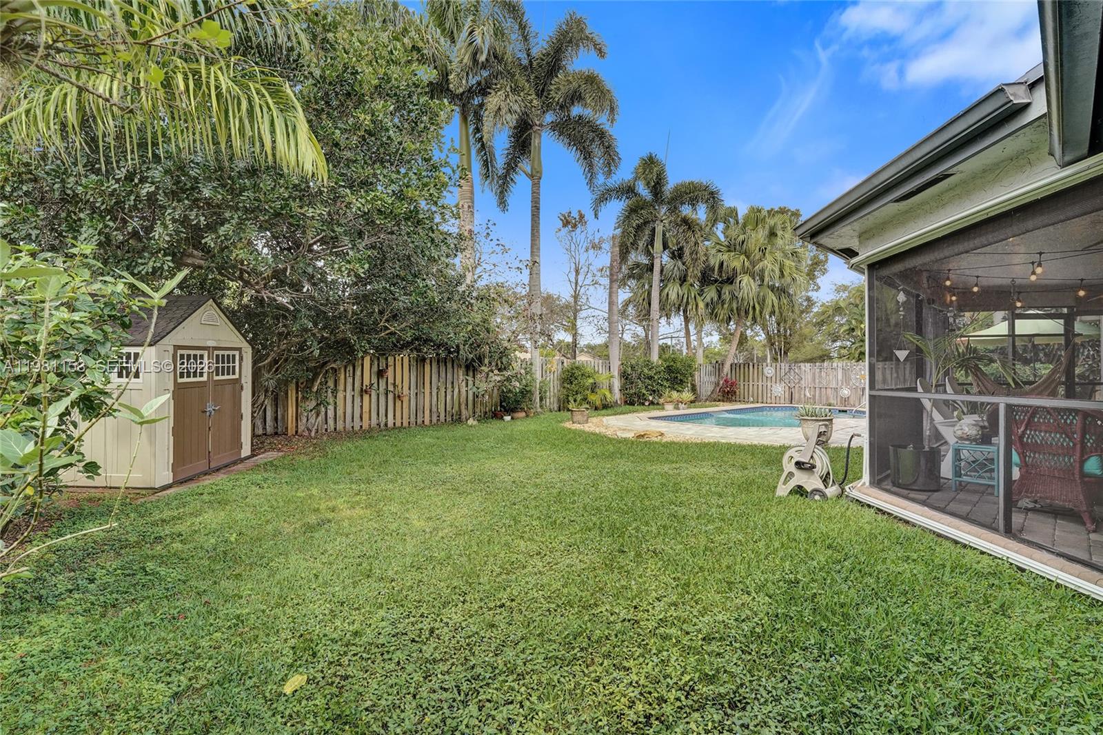 PINE LAKE RIDGE REPLAT - Residential