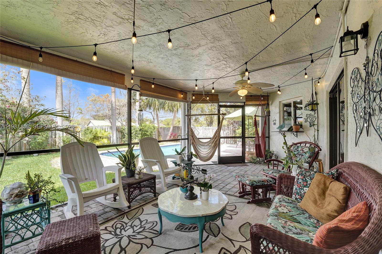 PINE LAKE RIDGE REPLAT - Residential