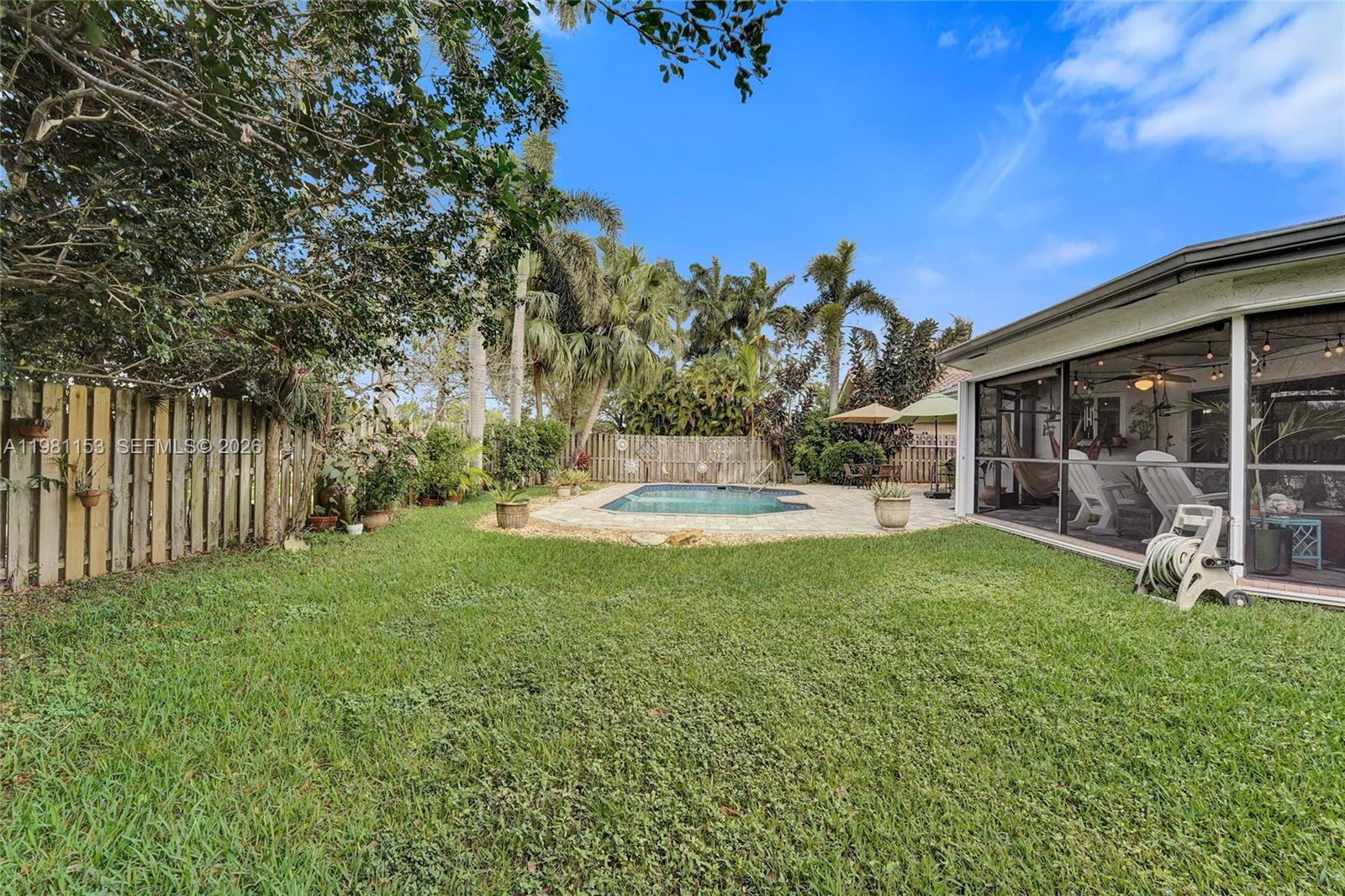 PINE LAKE RIDGE REPLAT - Residential