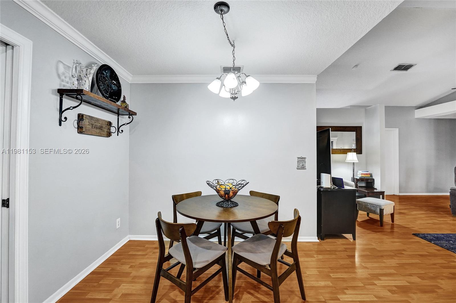 PINE LAKE RIDGE REPLAT - Residential