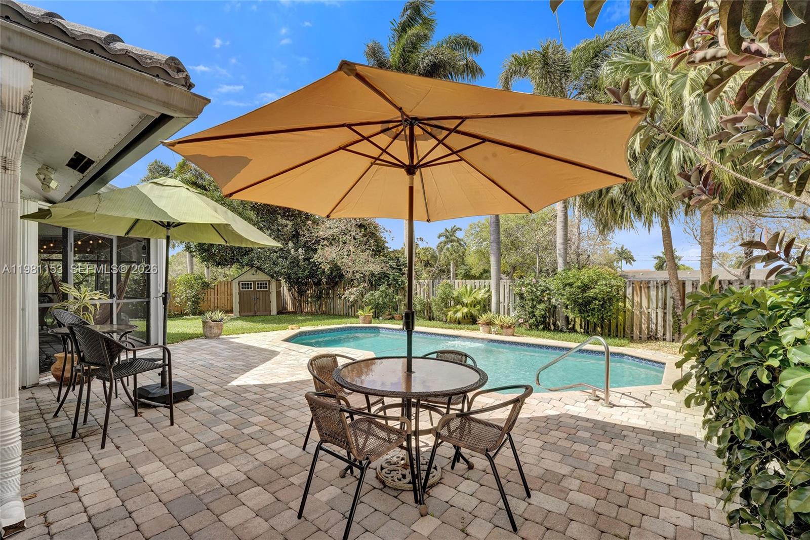 PINE LAKE RIDGE REPLAT - Residential