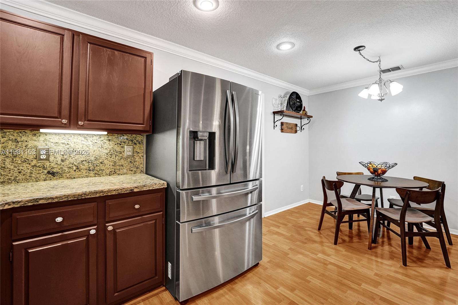 PINE LAKE RIDGE REPLAT - Residential