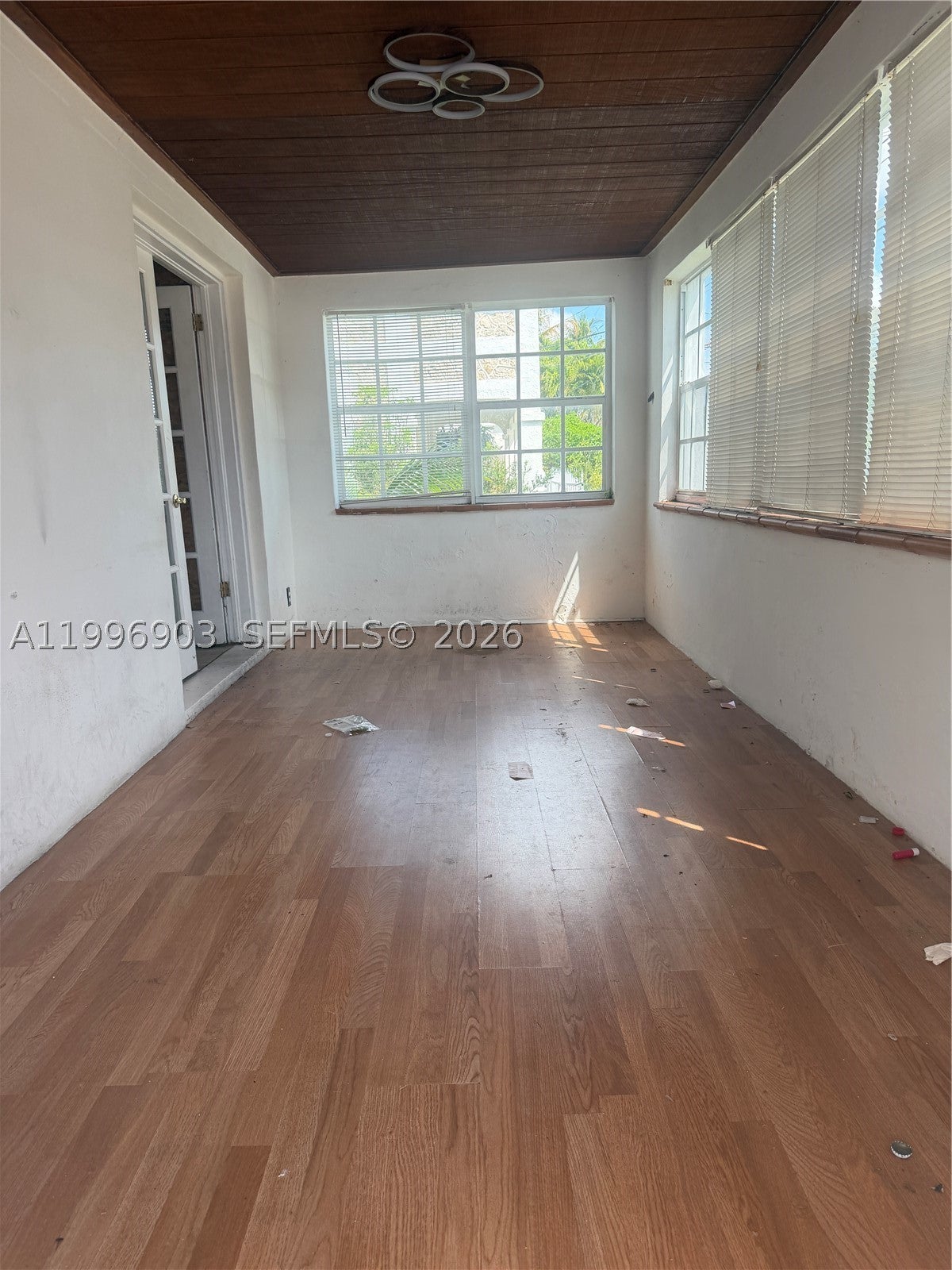 634 SW 10th Ave