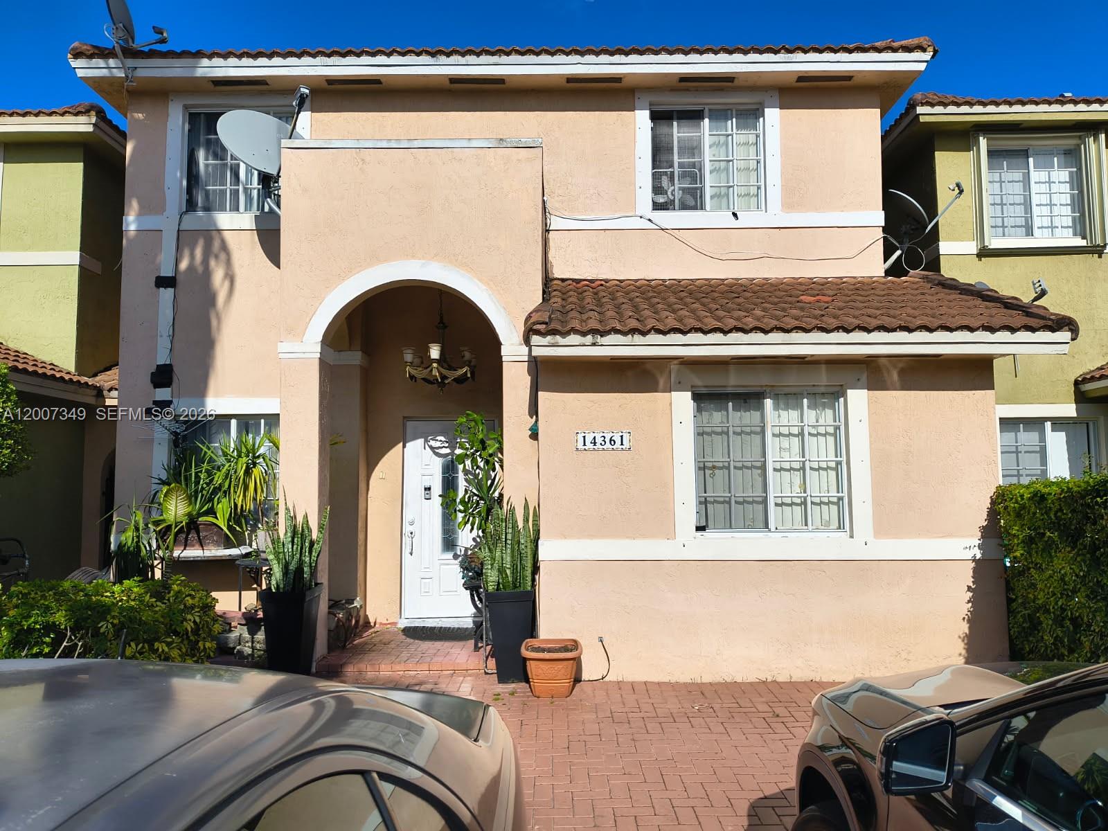 PRECIOUS HOMES AT TWIN LA - Residential