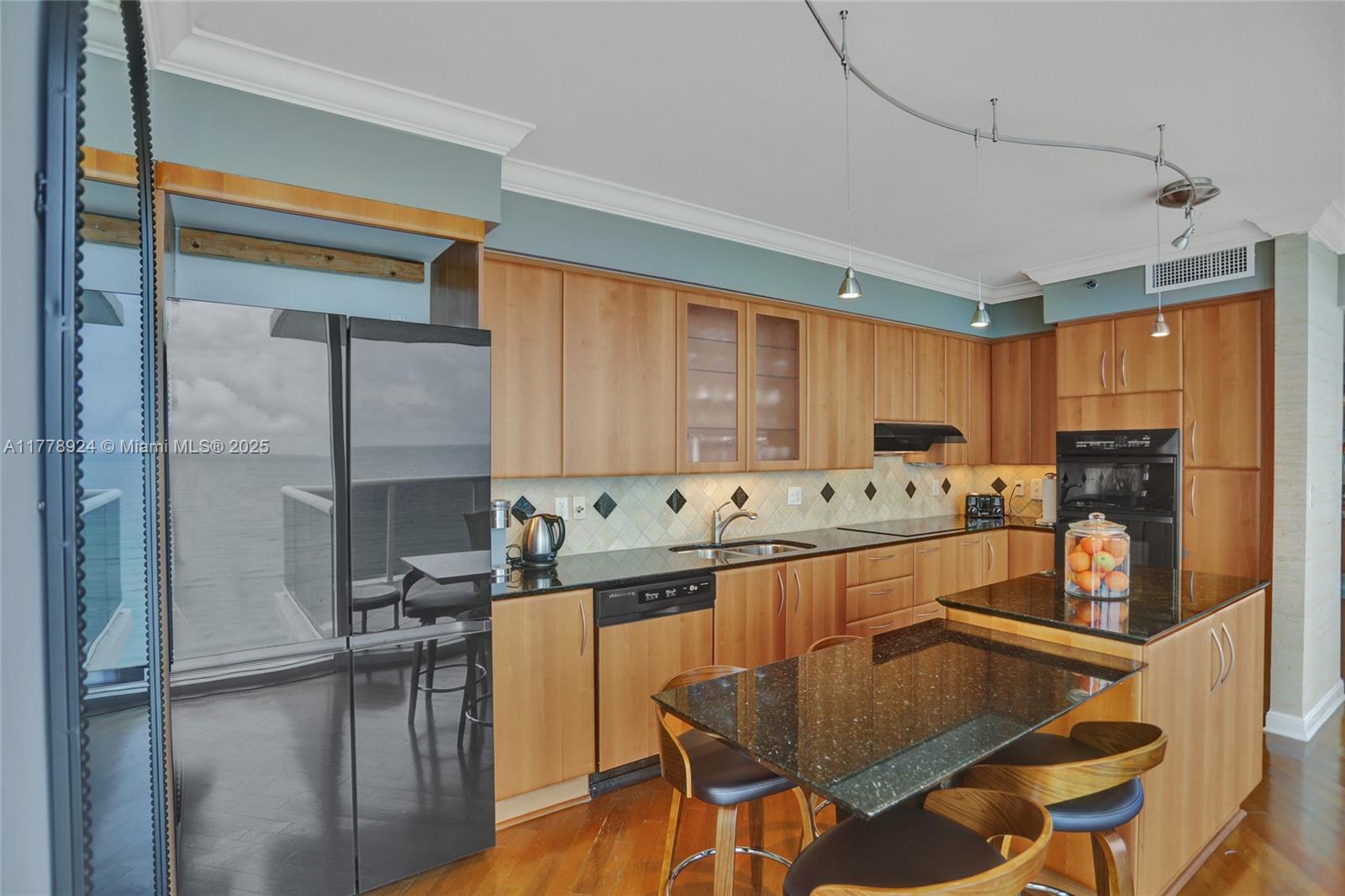 OCEAN TWO CONDO - Residential Lease