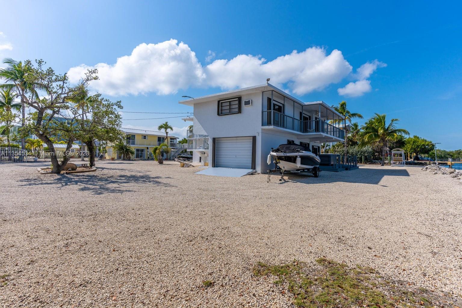 TWIN LAKES 1ST ADD - Residential