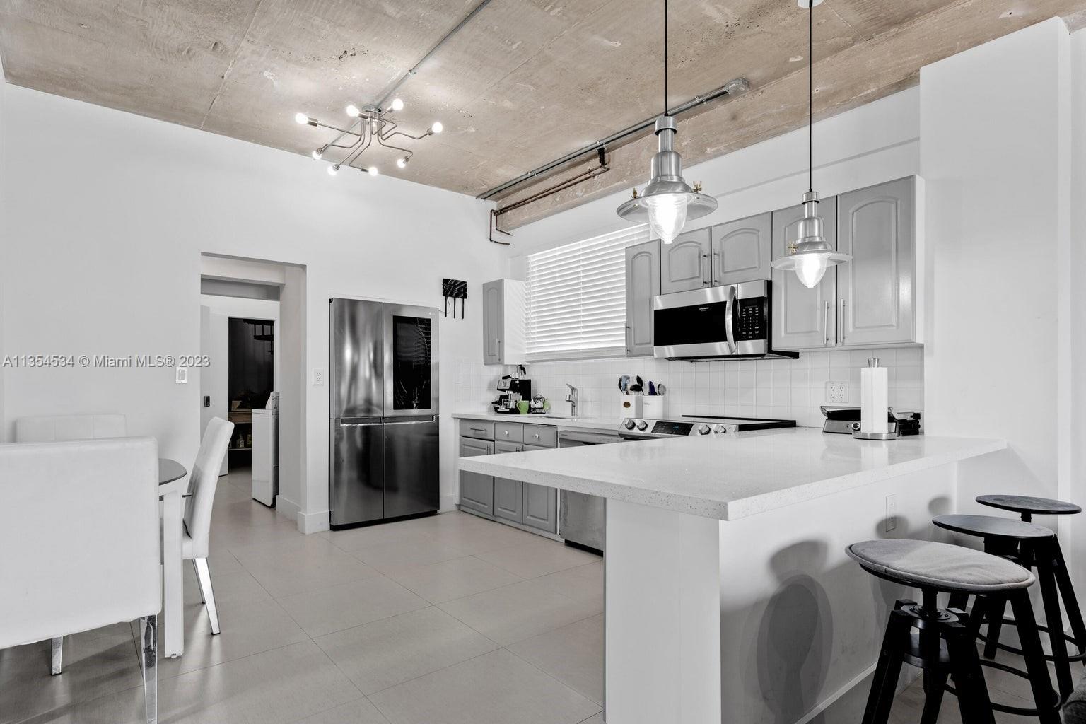 TWIN LAKES 1ST ADD - Residential