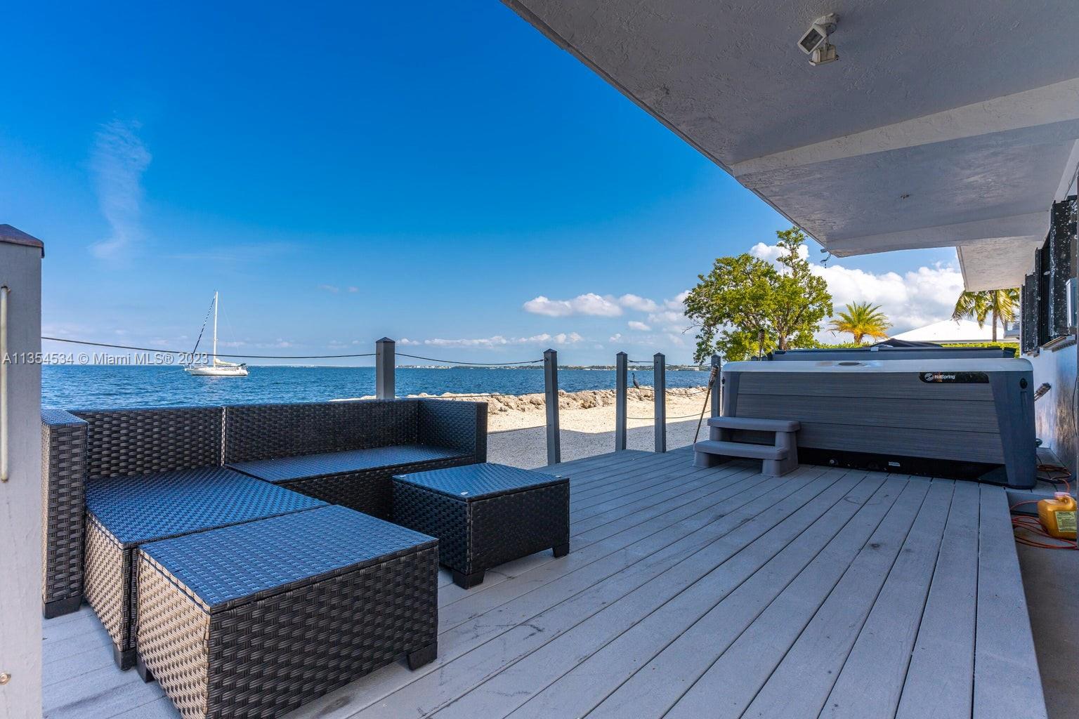 TWIN LAKES 1ST ADD - Residential