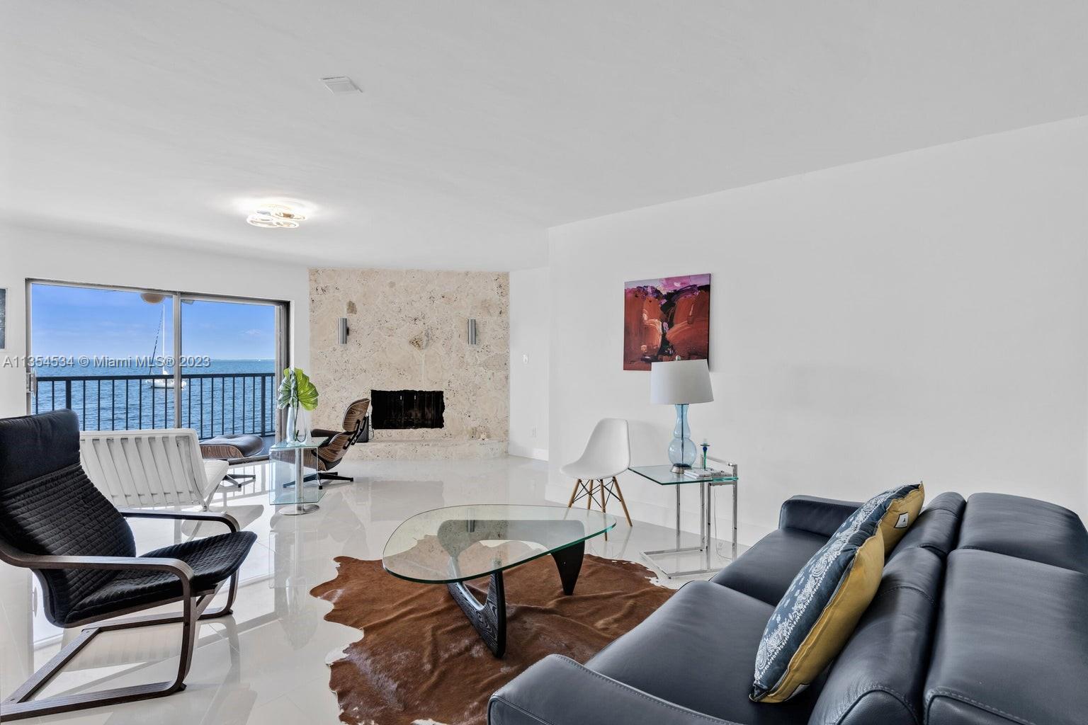 TWIN LAKES 1ST ADD - Residential