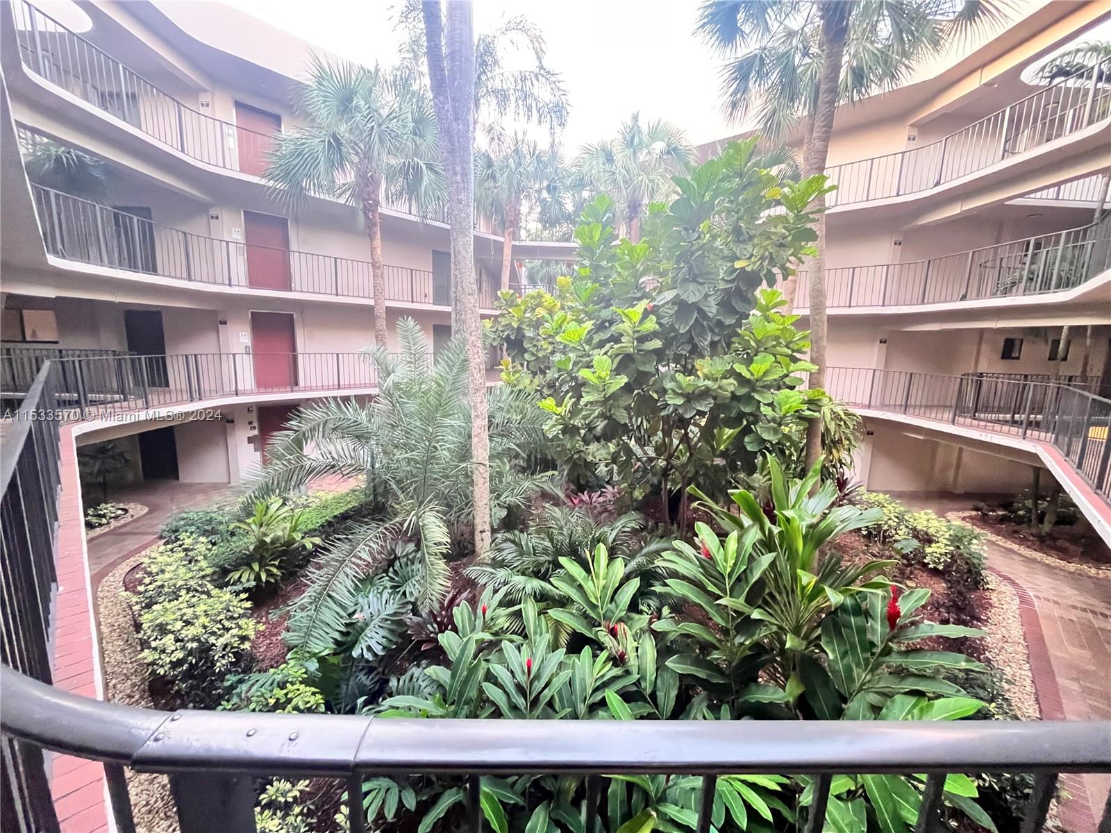 HORIZONS WEST CONDO #4 - Residential Lease