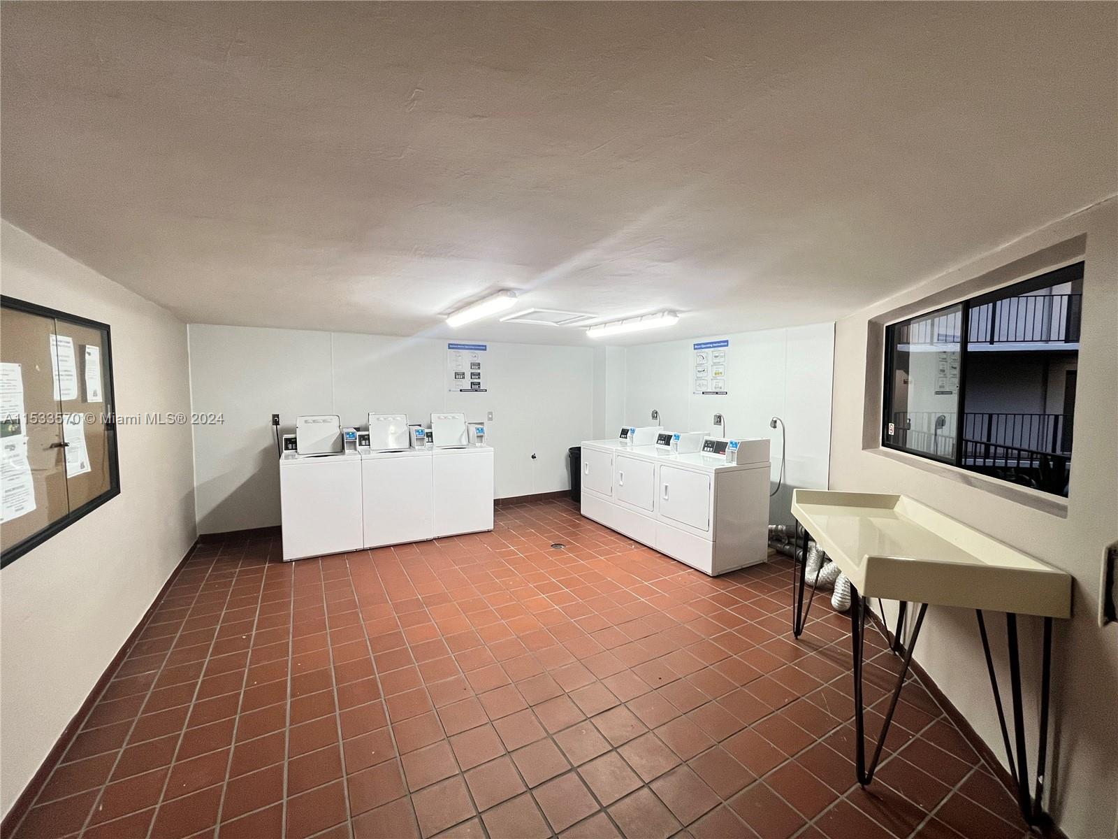 HORIZONS WEST CONDO #4 - Residential Lease
