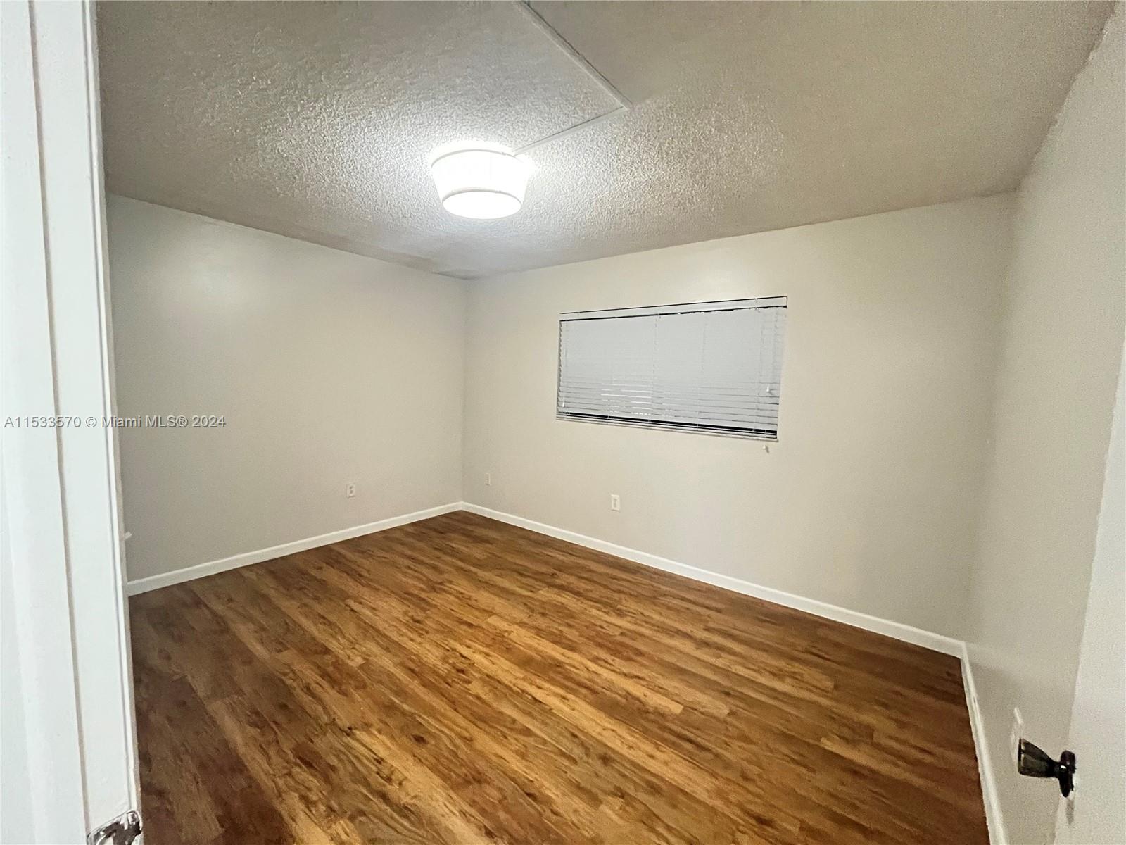 HORIZONS WEST CONDO #4 - Residential Lease
