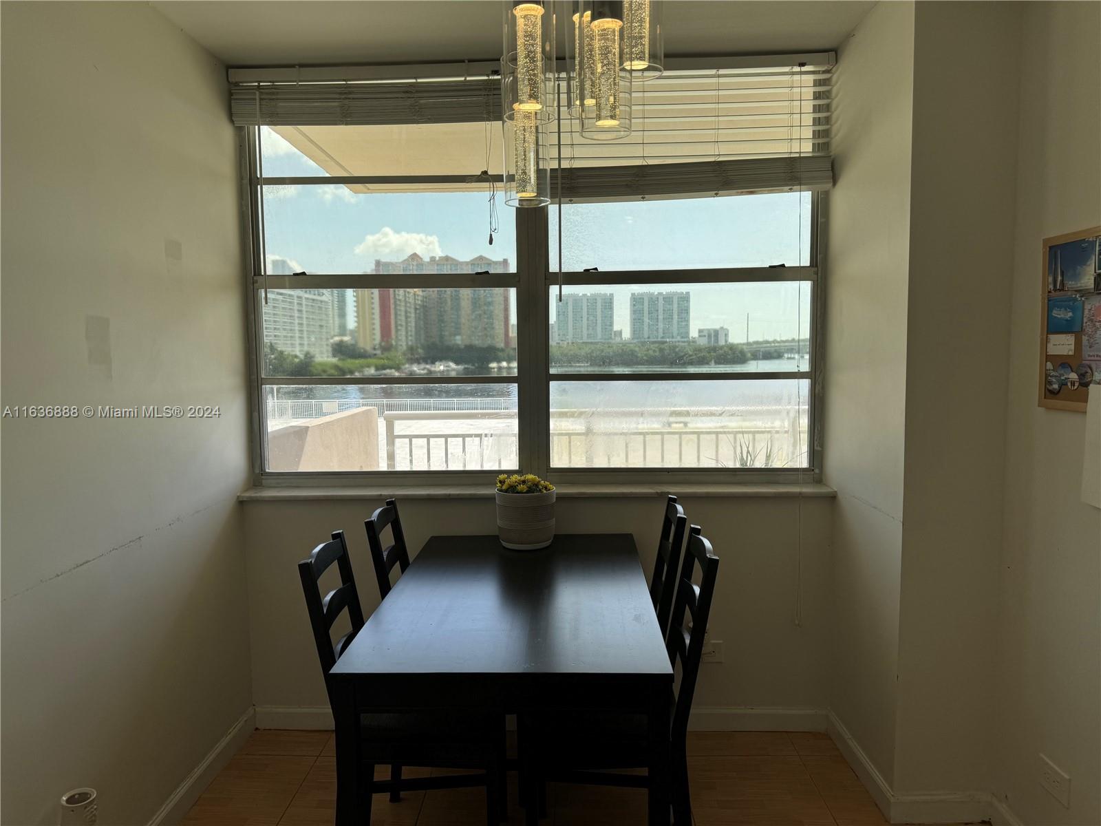 WINSTON TOWERS 100 CONDO - Residential
