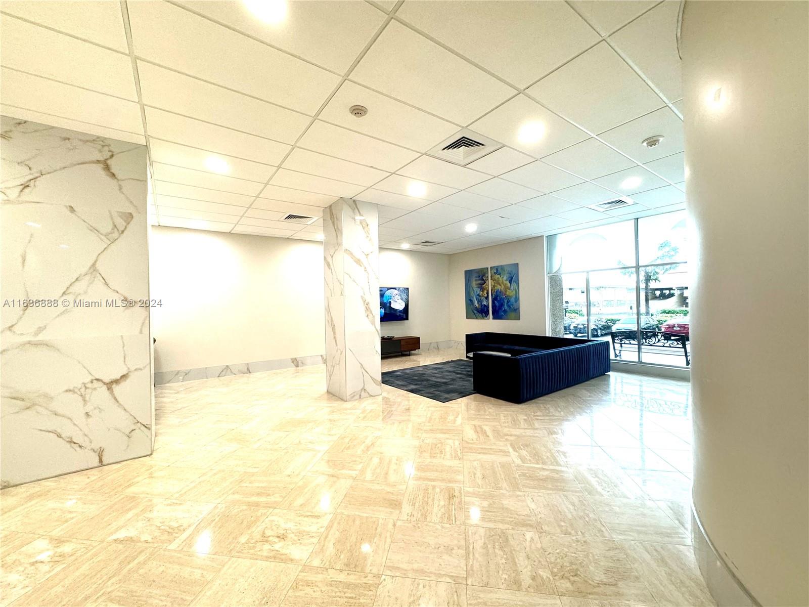 WINSTON TOWERS 100 CONDO - Residential
