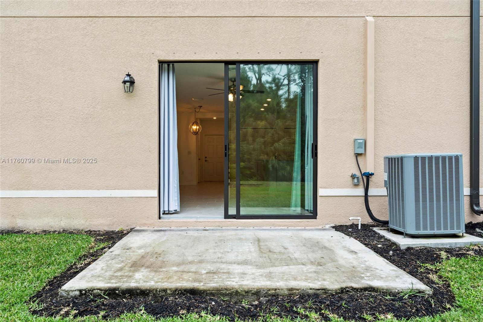 PORTICO - Residential