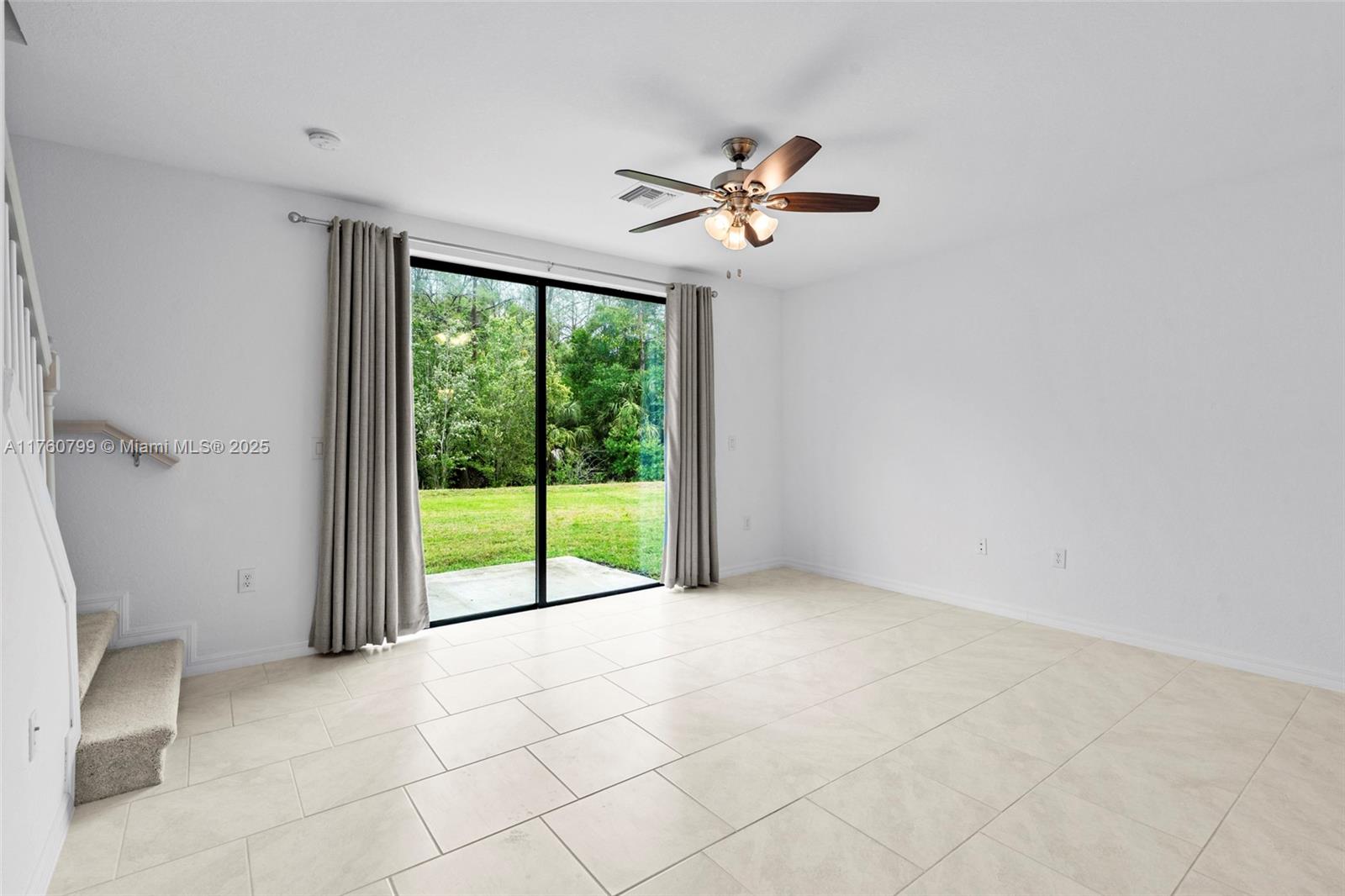 PORTICO - Residential