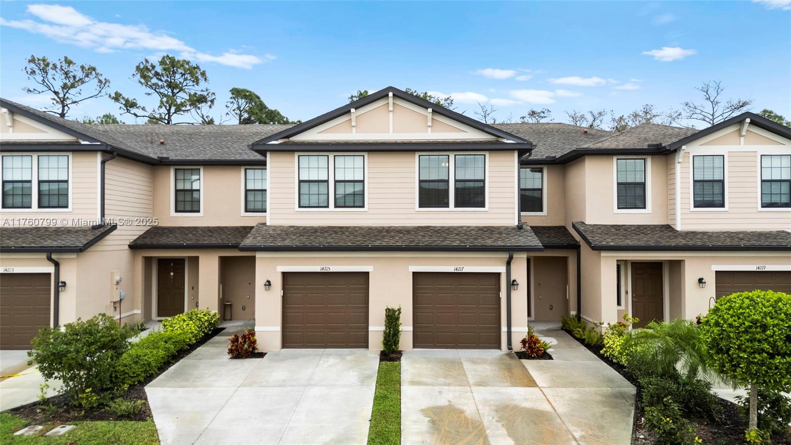 PORTICO - Residential