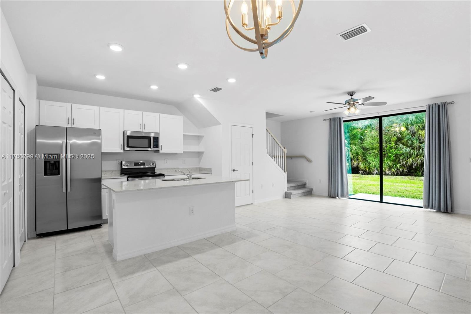 PORTICO - Residential